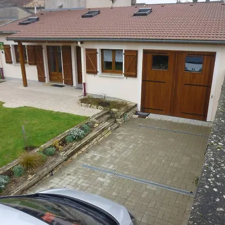 Le De Jules En Meuse A Pres De Madine Holiday home Vignot