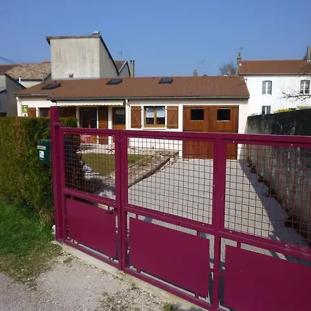 Holiday home Le De Jules En Meuse A Pres De Madine *