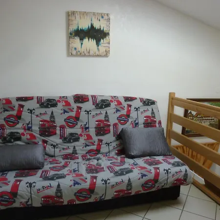 Holiday home Le De Jules En Meuse A Pres De Madine Vignot